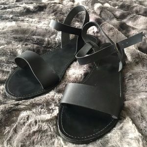 Simple Black Strap Sandals